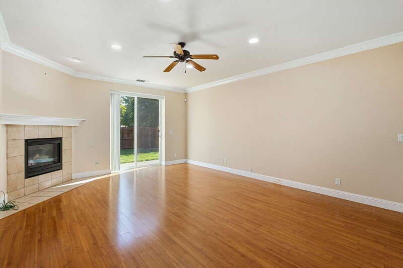 Fair Oaks House: 4994 Mariah Pl