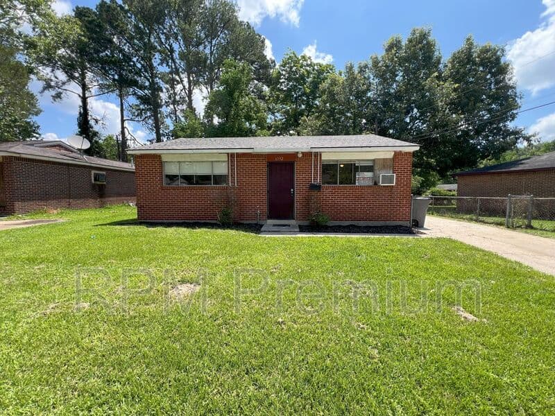 Baton Rouge House: 6132 Pontotoc St