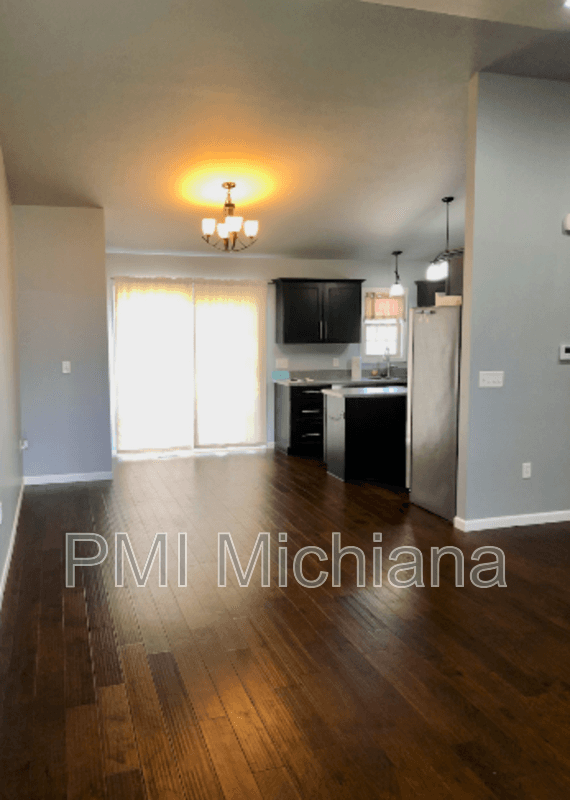 South Bend House: 51689 Melwood Ct