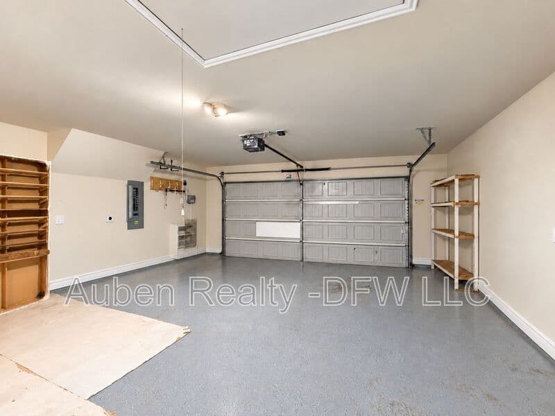 Fort Worth House: 8121 Belgian Blue Court