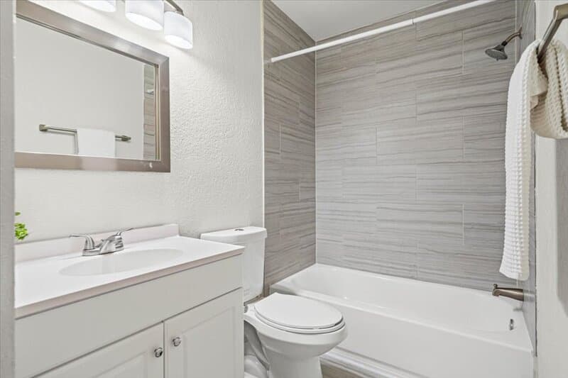 Austin Condo: 826 King Albert Street - B
