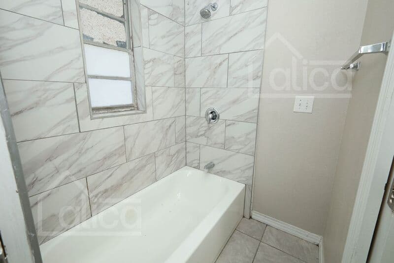 Orlando House: 4464 Piedmont St