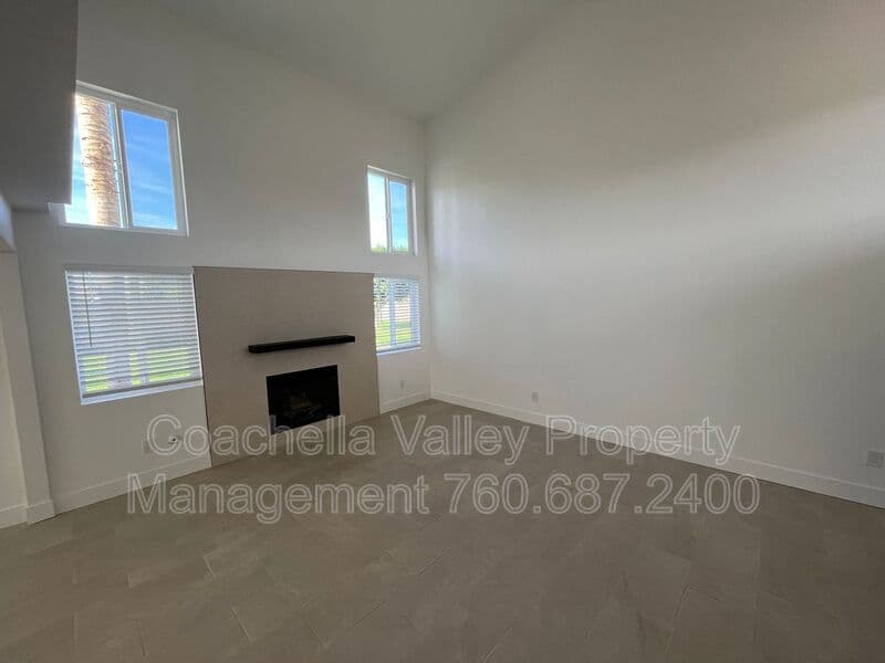 Indio House: 47675 Azalea St