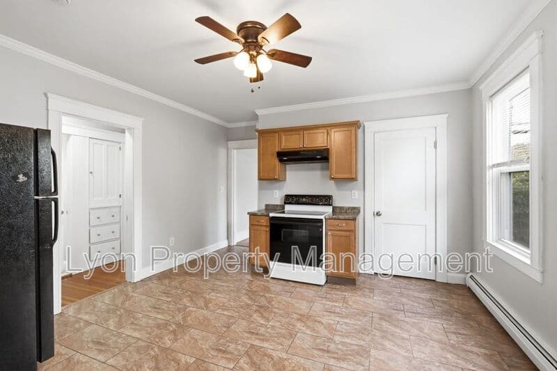 Providence Condo: 1213 Smith St