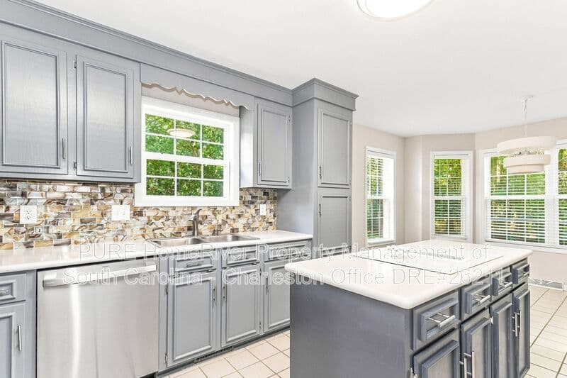 Goose Creek House: 116 Ethanhill St.