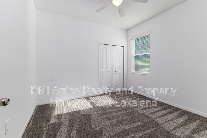 Winter Haven House: 1228 Tyler Lp