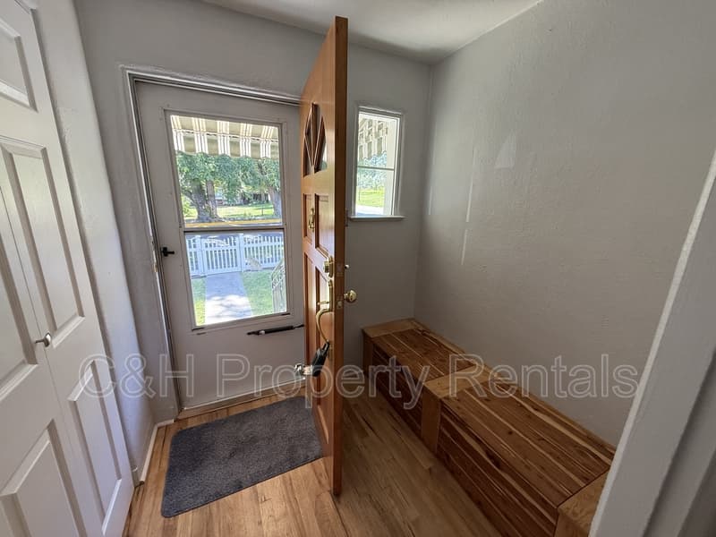 Billings Condo: 2423 Pine Street - 1