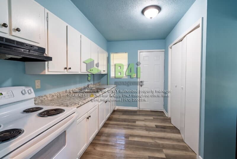 Forest Park House: 4505 Glade Road