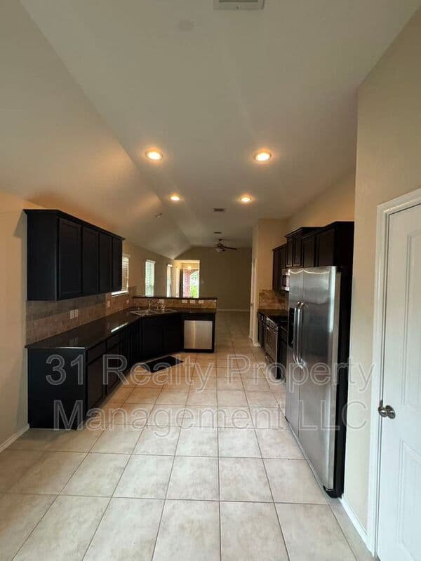 Houston House: 3411 Atherton Ridge Lane
