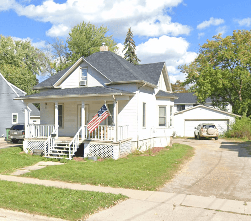 Neenah House: 419 Fifth St