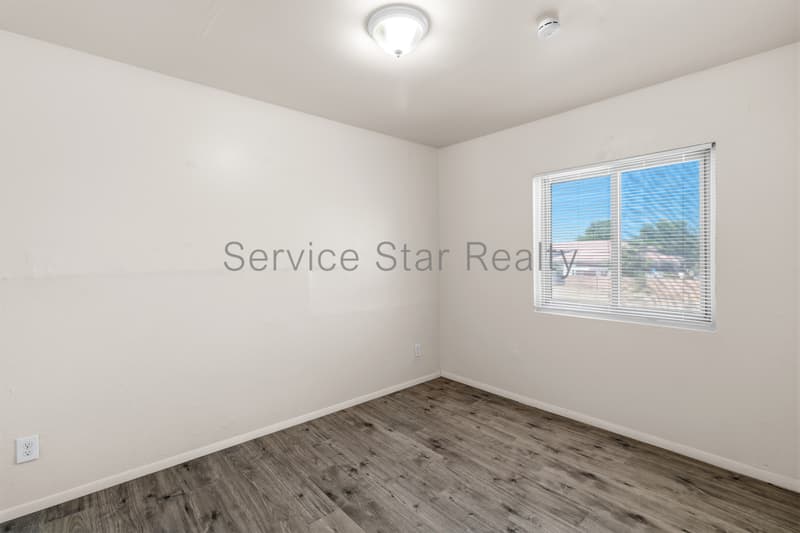 Phoenix Condo: 2222 E Pueblo Ave