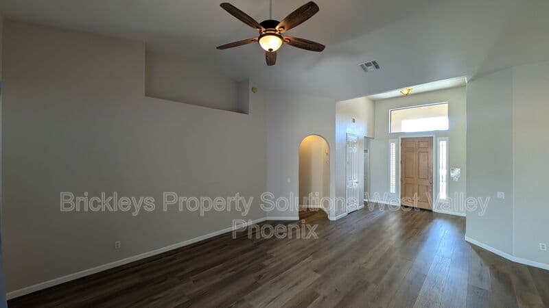 Goodyear House: 13354 W Palm Ln