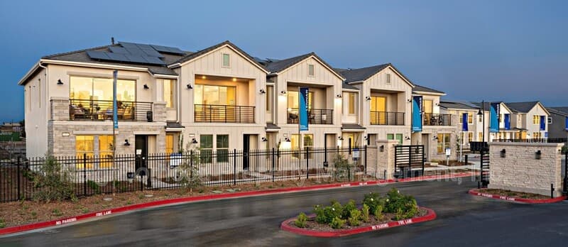 Fresno Condo: 2885 East Tamarind Drive - 1