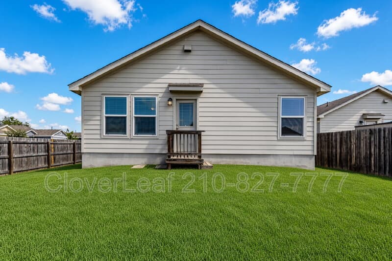 San Antonio House: 1403 Slice Parkway