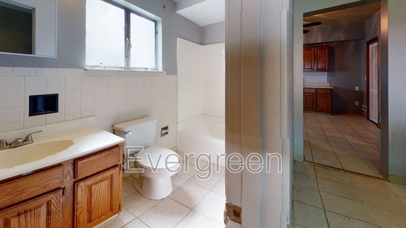 McKees Rocks House: 103 Orchard Street