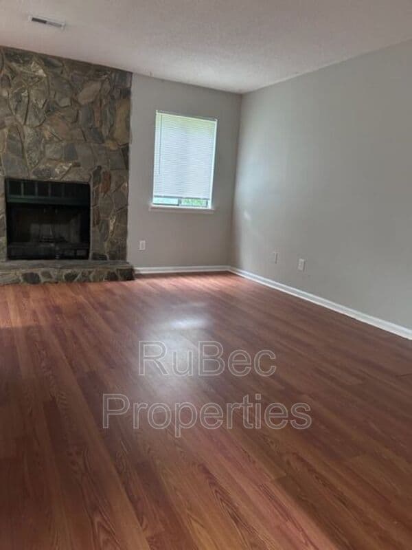 Charlotte House: 6024 Spanish Oak Road