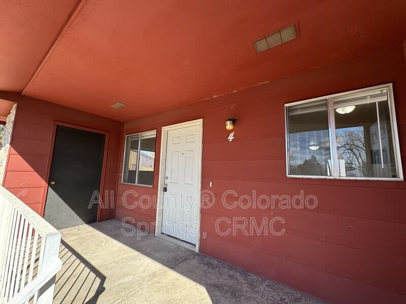 Colorado Springs Condo: 1105 Cree Drive