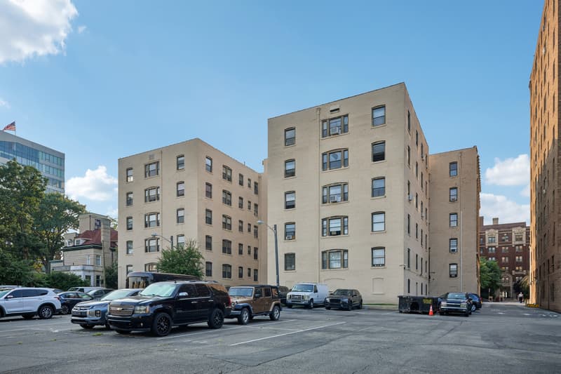 East Orange Condo: 120 S Harrison St - 41