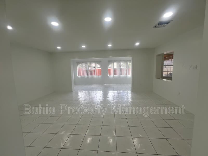 Miami Townhome: 11720 SW 103rd Ln