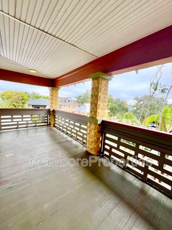 St. Petersburg Condo: 315 7th Ave N