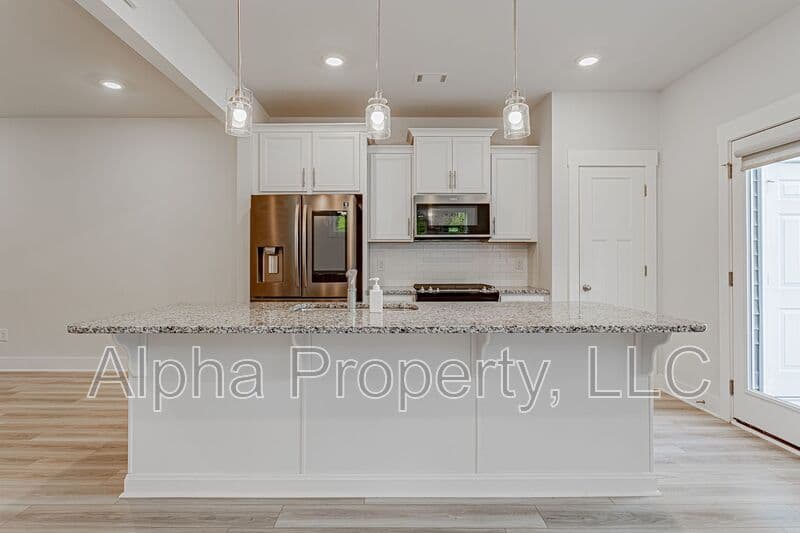 Greenville Townhome: 30 Mardale Ln