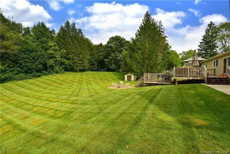 Enfield House: 281 Abbe Rd