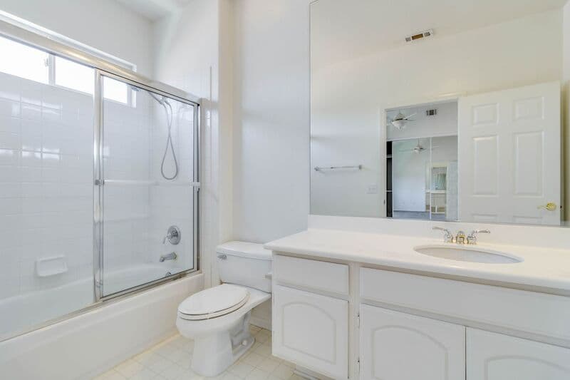 Temecula House: 32579 Valentino Way