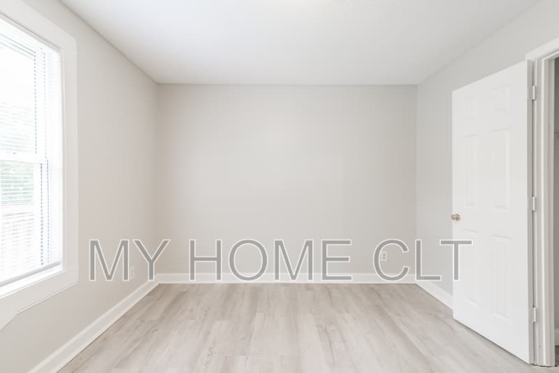Charlotte Condo: 2517 Hemphill Street - 2