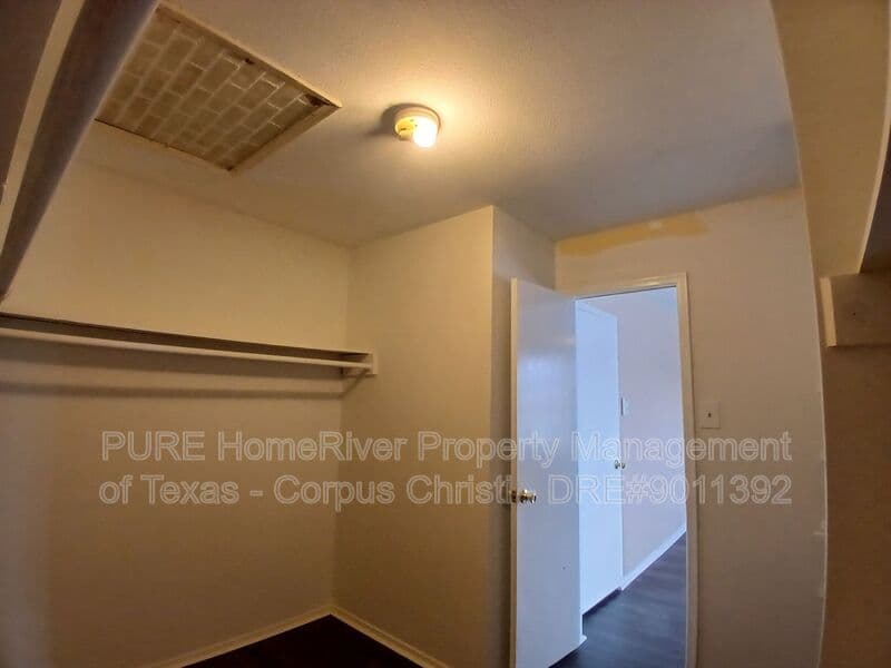 Corpus Christi Townhome: 4401 River Valley Dr