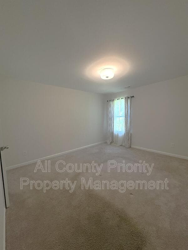 Clayton House: 90 Willow Green Dr.