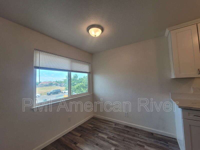Sacramento Condo: 7143 Bacchini Avenue
