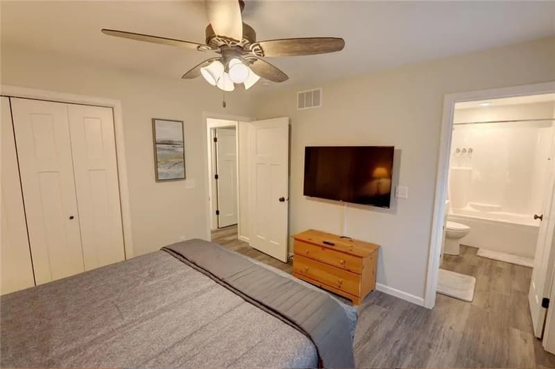 Hayward Condo: 10011 Aspen Ln