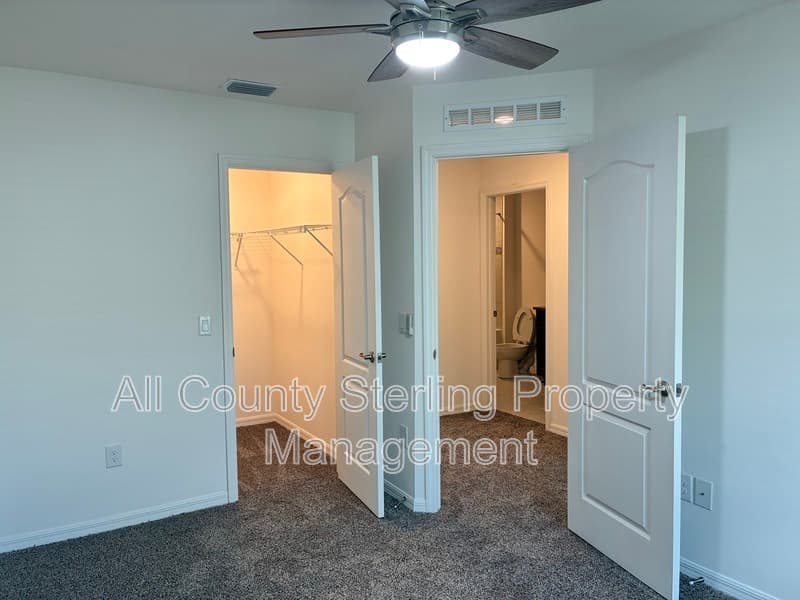 Newberry Townhome: 12523 NW 7th Place