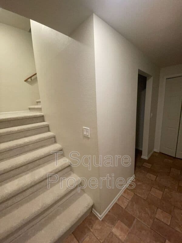 Sammamish House: 1817 235th Place NE