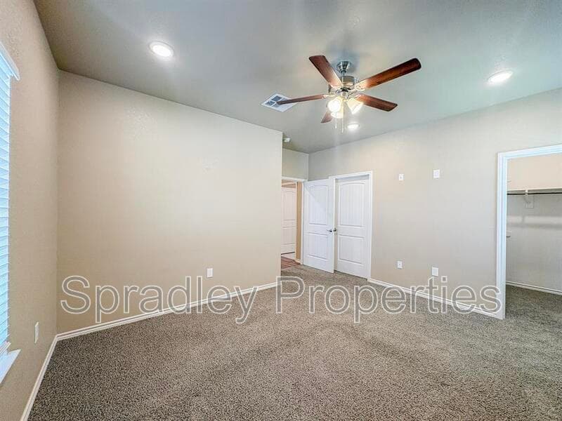 Belton Condo: 1032B Hibiscus Dr