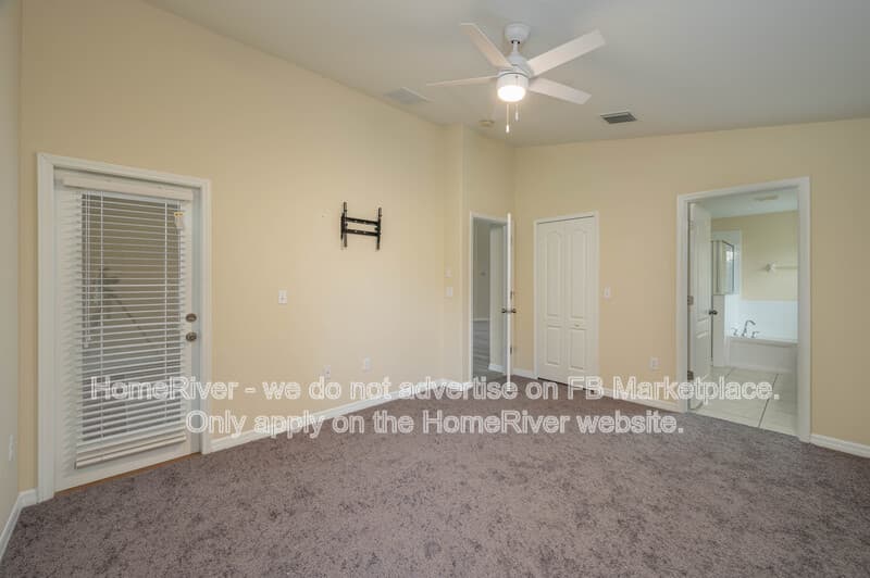 Mulberry House: 4409 Stoney River Dr