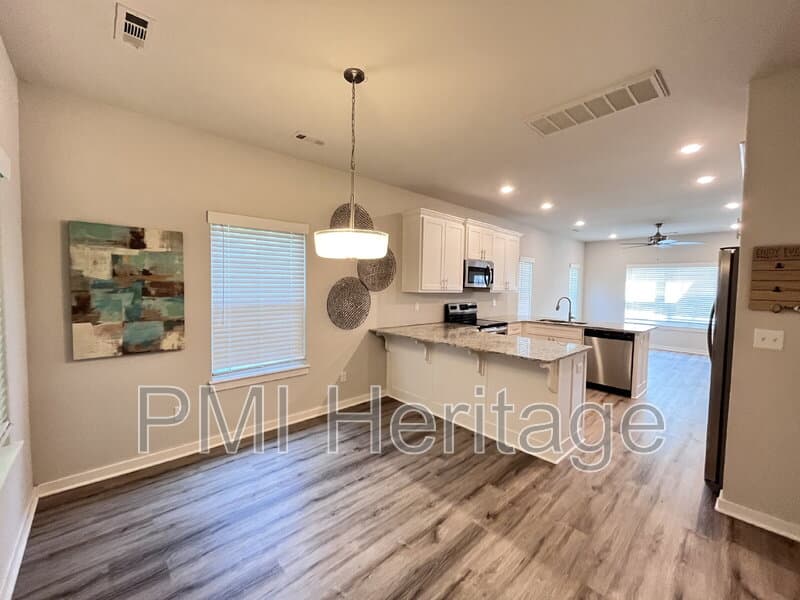 Fayetteville Condo: 1452 W Sligo St
