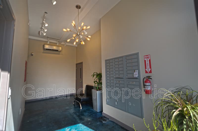Roanoke Condo: 631 Campbell Ave