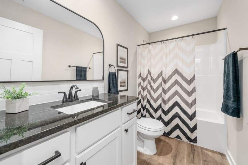 Wichita House: 2865 S Cedar Crest Ct Unit 200