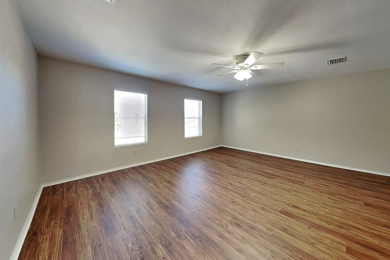 Princeton House: 1117 Caroline Dr