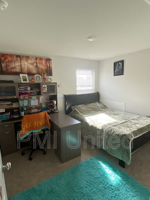 Fort Worth House: 429 Halwin Drive