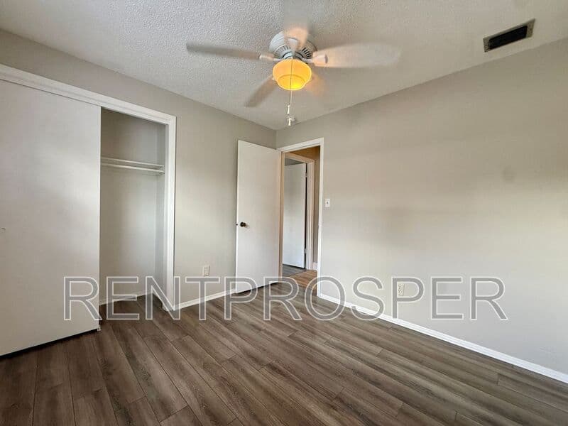 Altamonte Springs House: 914 Little Bend Road
