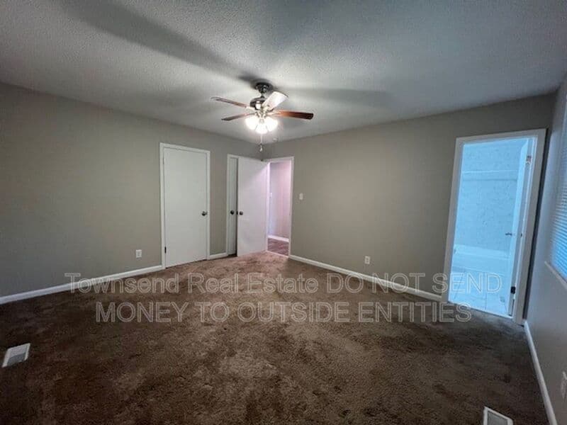 Fayetteville House: 1017 Xavier Dr.