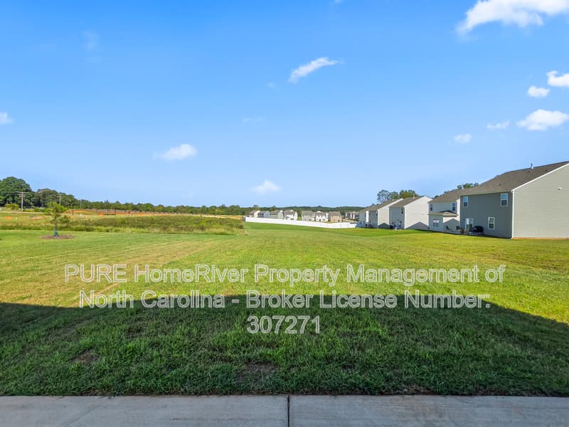 Lincolnton House: 4112 Summey Trl