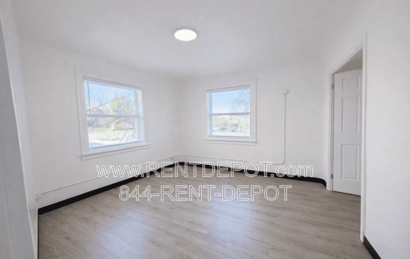 Evansville House: 1407 Howard St