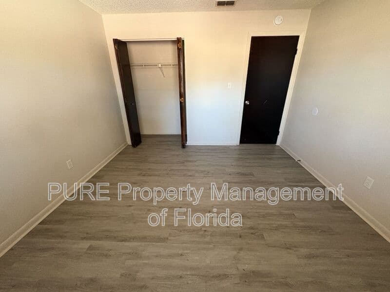 Ocala House: 2040 SE 40th St Rd 1-4