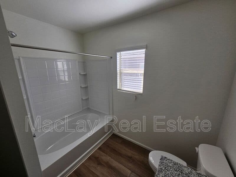 Coolidge House: 1390 W Aztec Dr