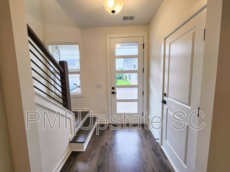 Spartanburg Townhome: 1283 Westgate Vlg Dr