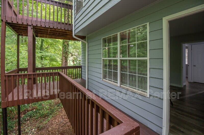 Decatur House: 2262 Cobb Creek Dr