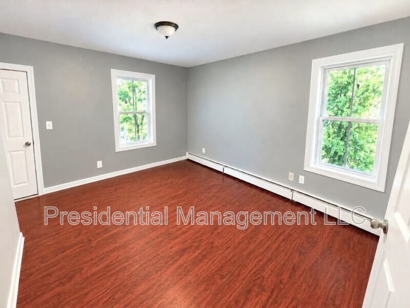 Waterbury Condo: 1696 North Main St